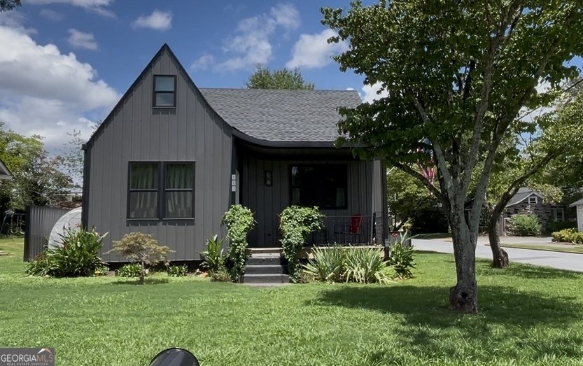 112 Forrest Avenue Cartersville - main photo
