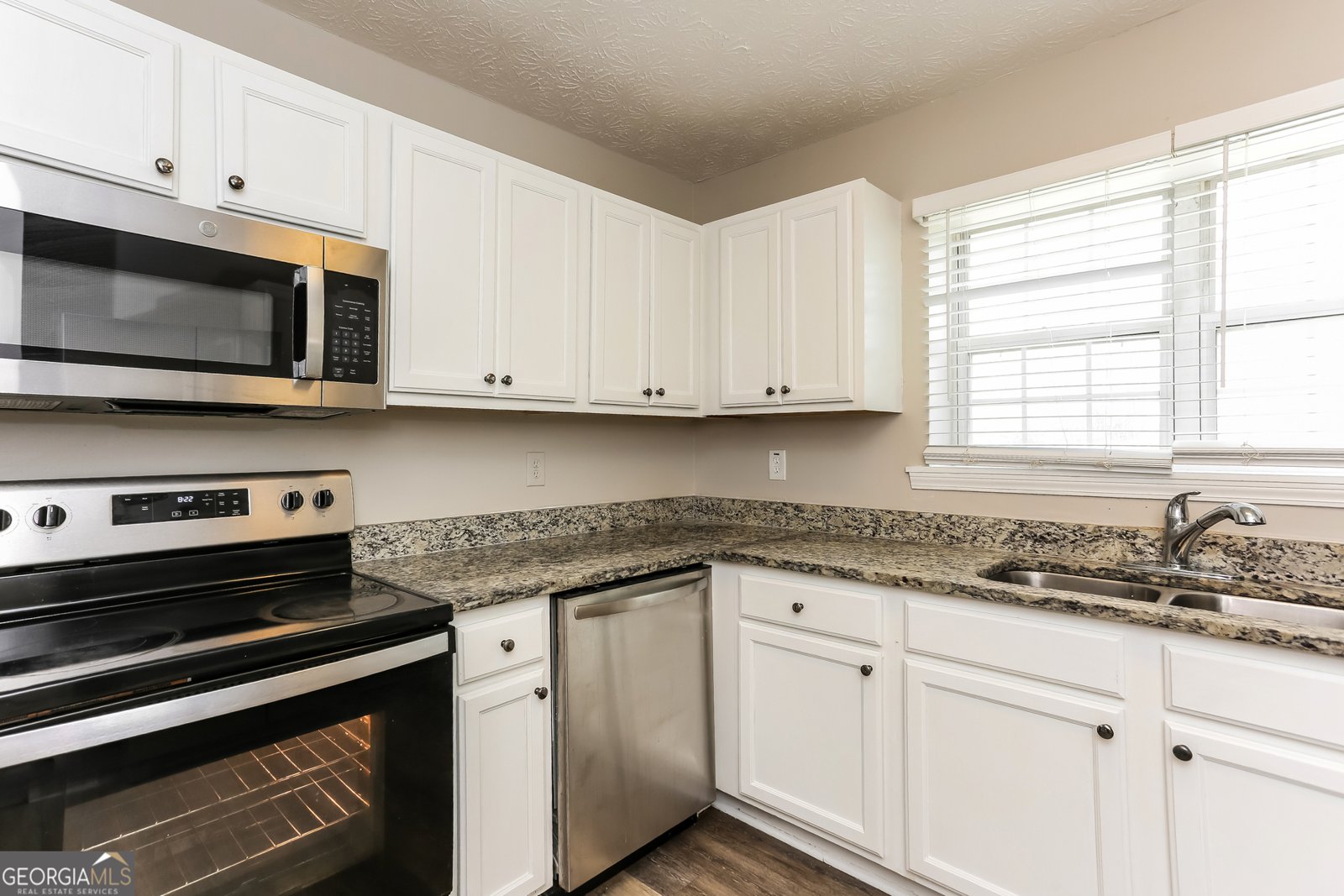 372 Jasmine Drive Locust Grove - Photo 10