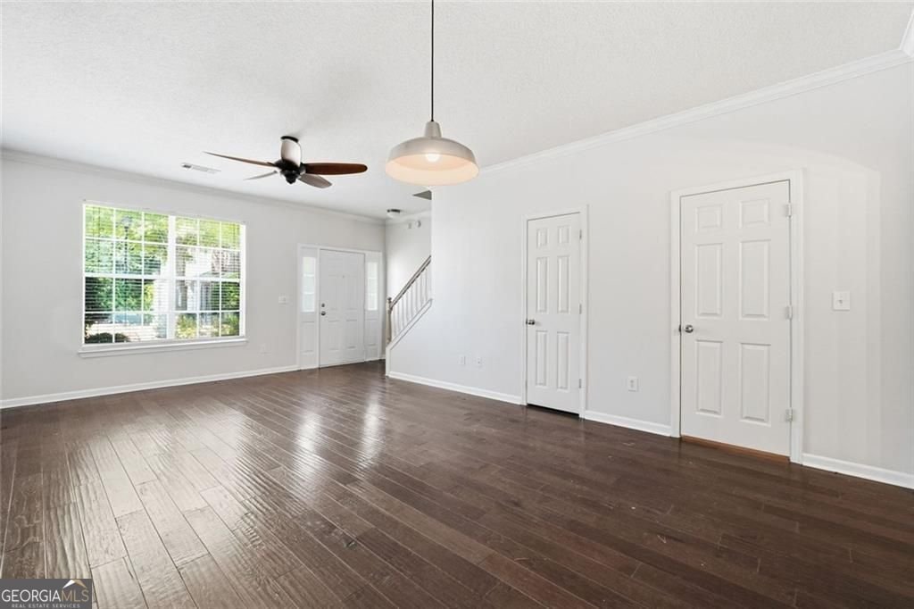 2086 Del Lago Circle Kennesaw - Photo 8