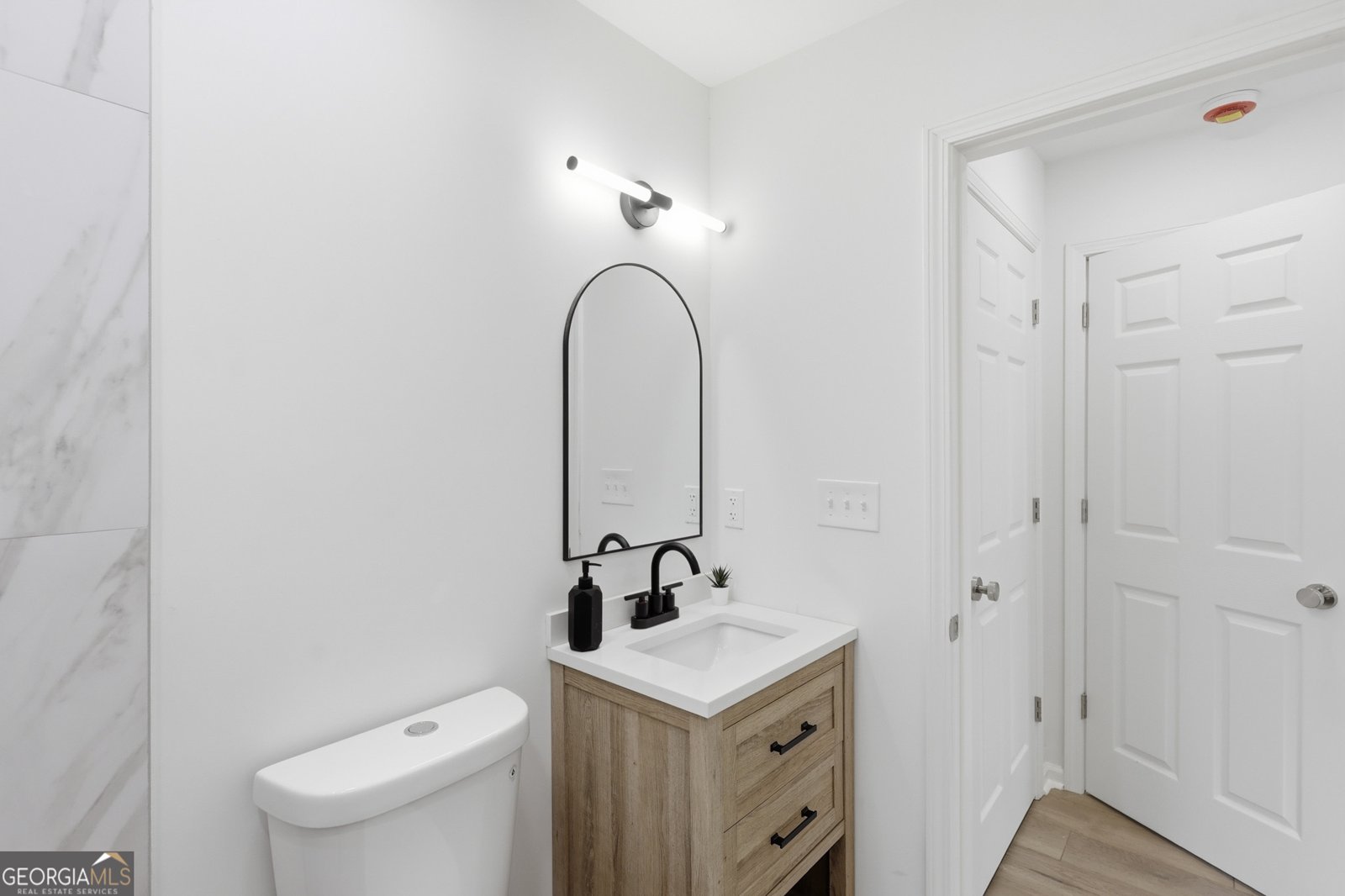 1300 Waverly Dr Forest Park - Photo 13
