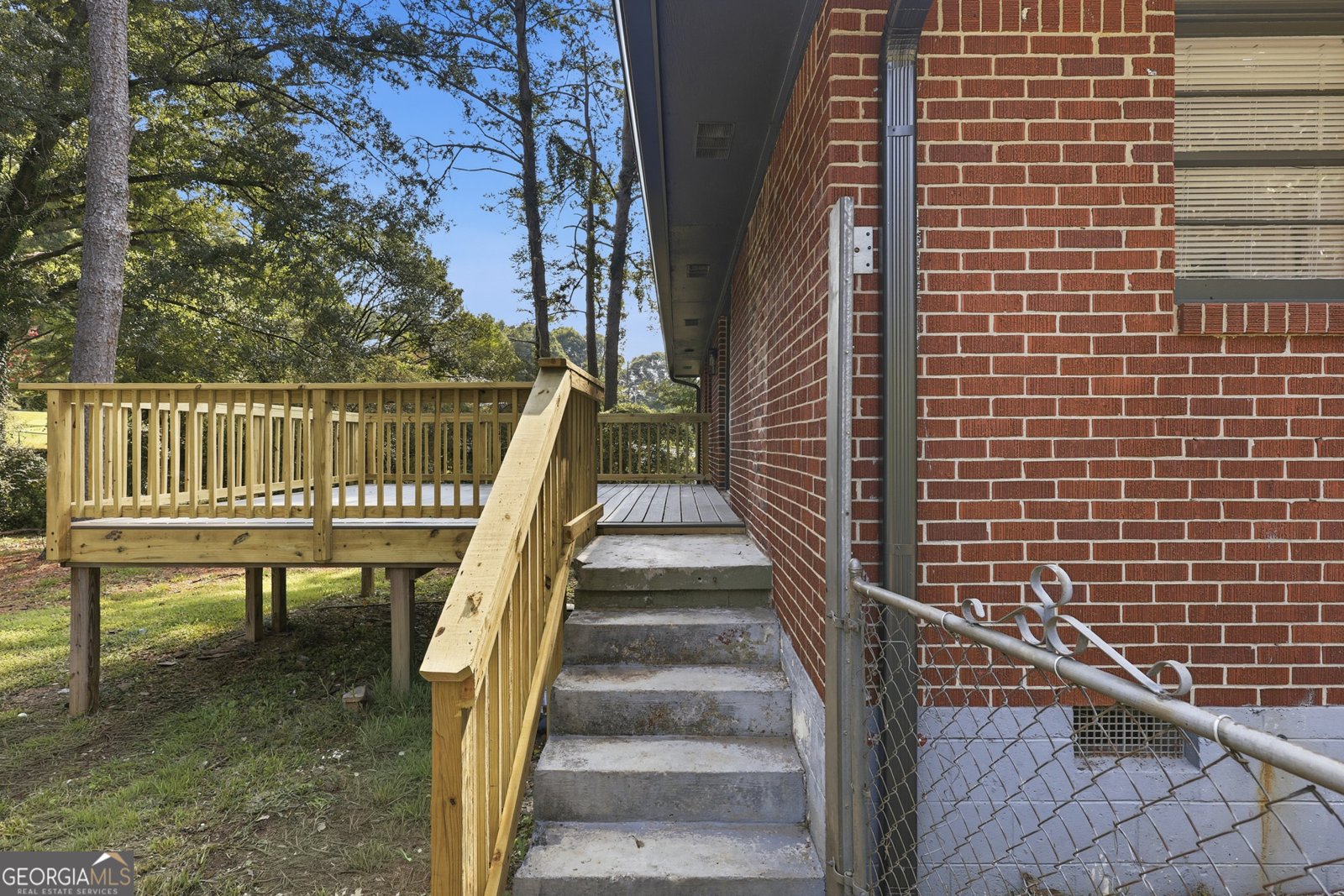 1300 Waverly Dr Forest Park - Photo 21