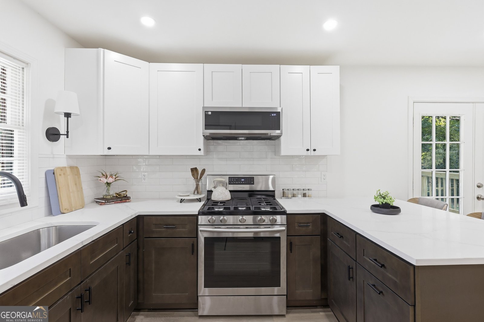 1300 Waverly Dr Forest Park - Photo 9
