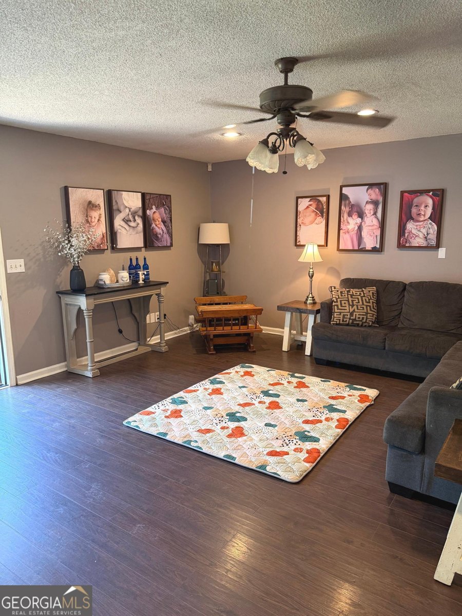 556 Taylor Road Juliette - Photo 11