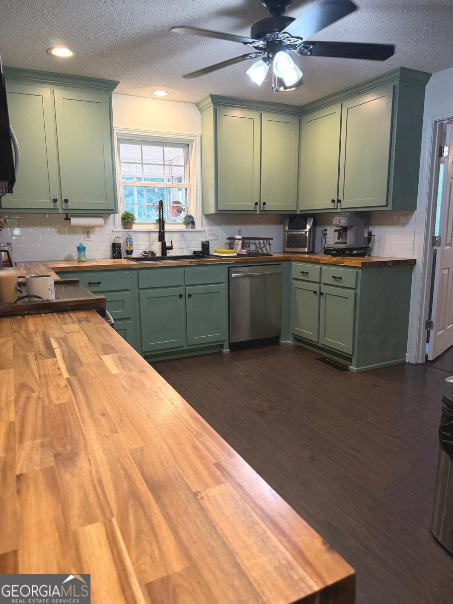 556 Taylor Road Juliette - Photo 17