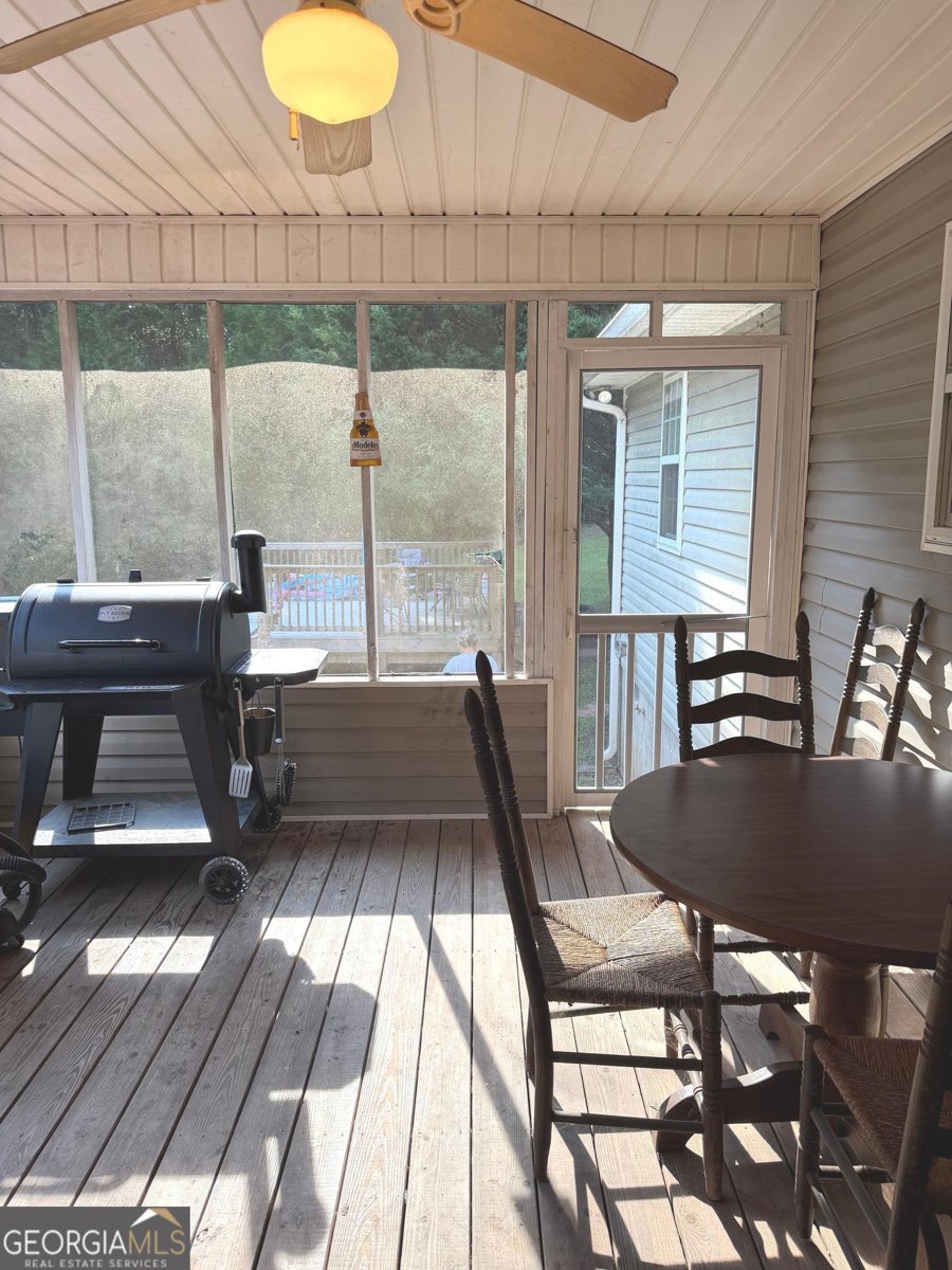 556 Taylor Road Juliette - Photo 27