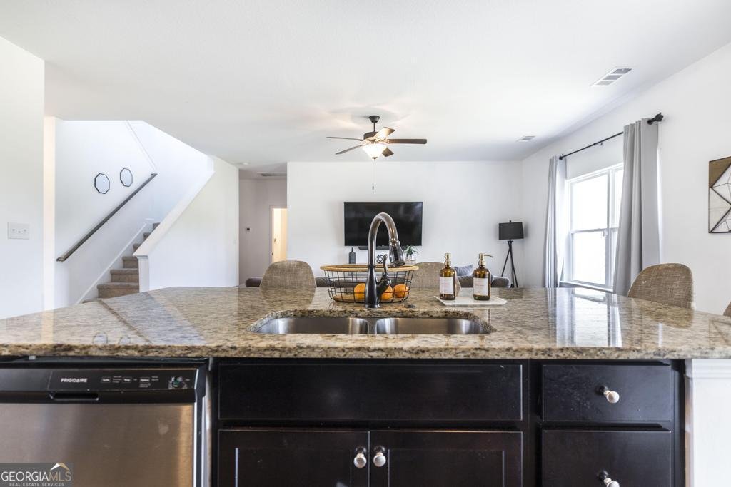 219 Ivy Glen Drive Perry - Photo 12
