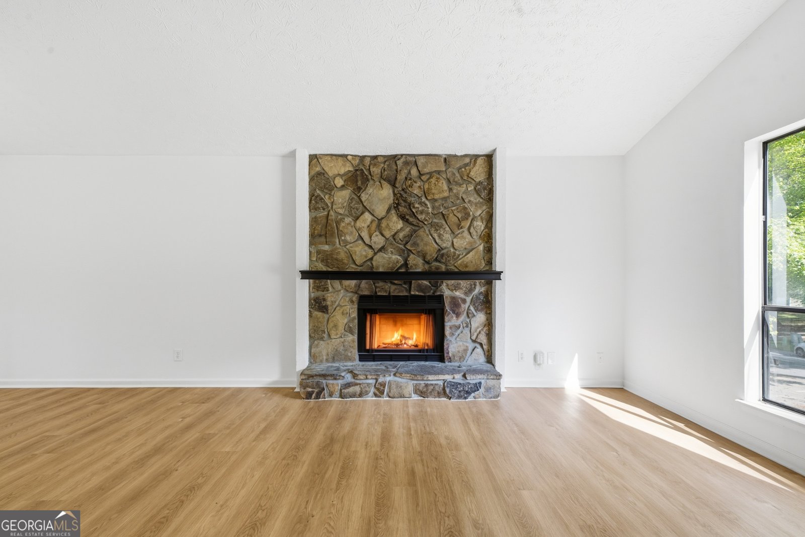 996 Park Forest Trail Lilburn - Photo 9