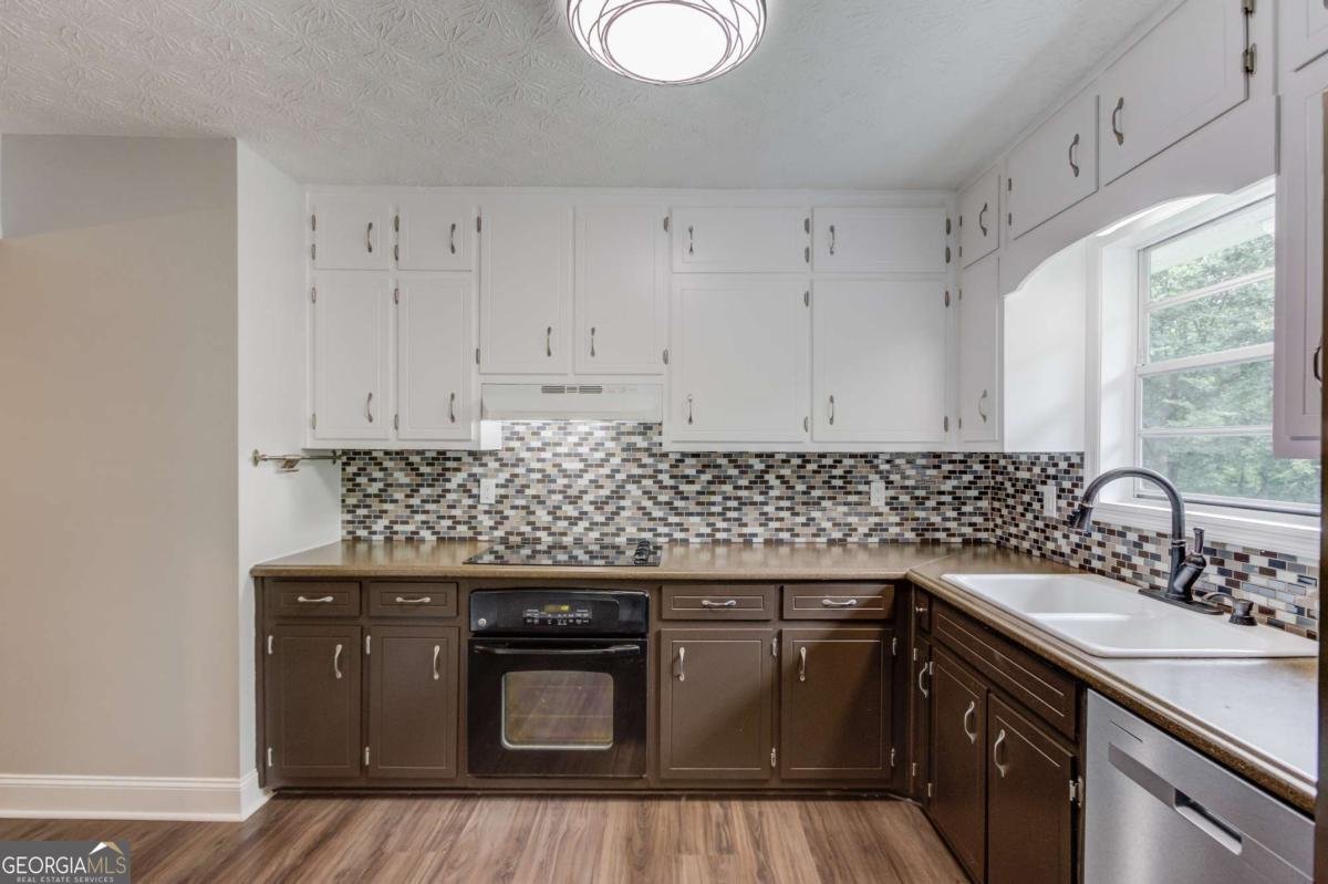 1298 Oakcrest Court Lilburn - Photo 13