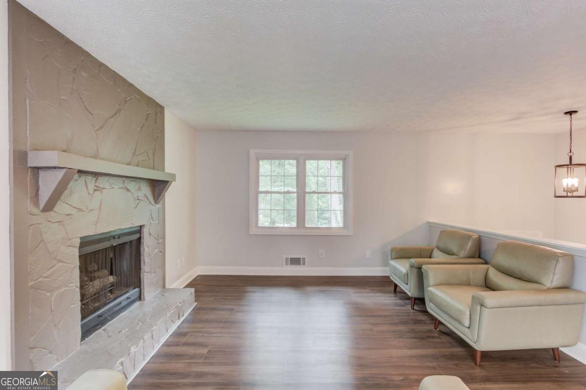 1298 Oakcrest Court Lilburn - Photo 8