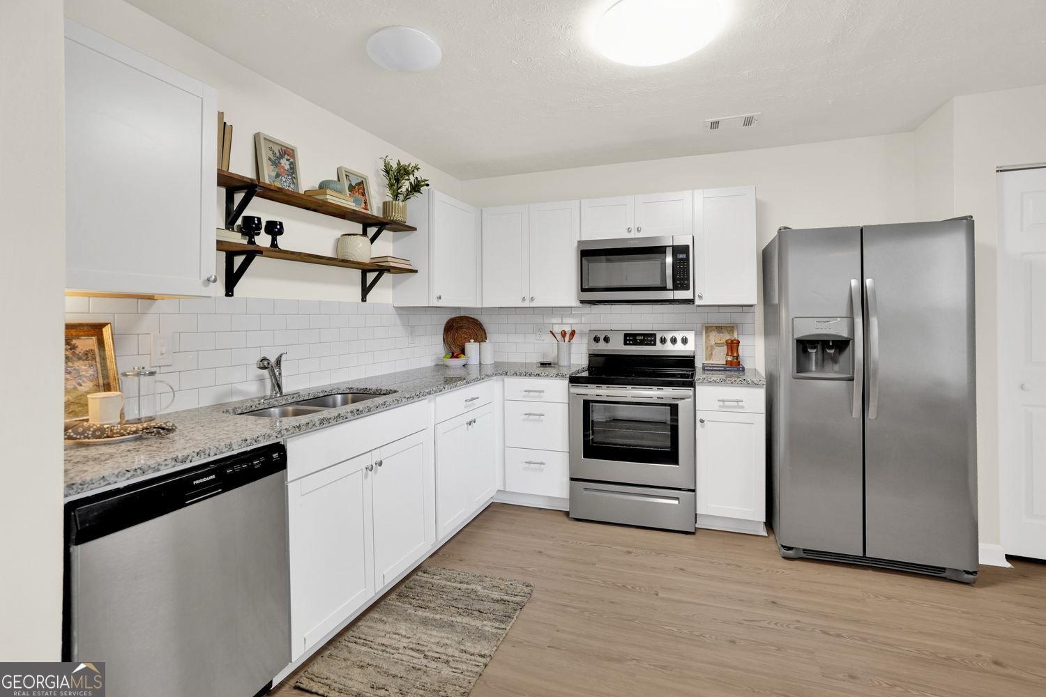 133 Bentley Parkway Woodstock - Photo 7