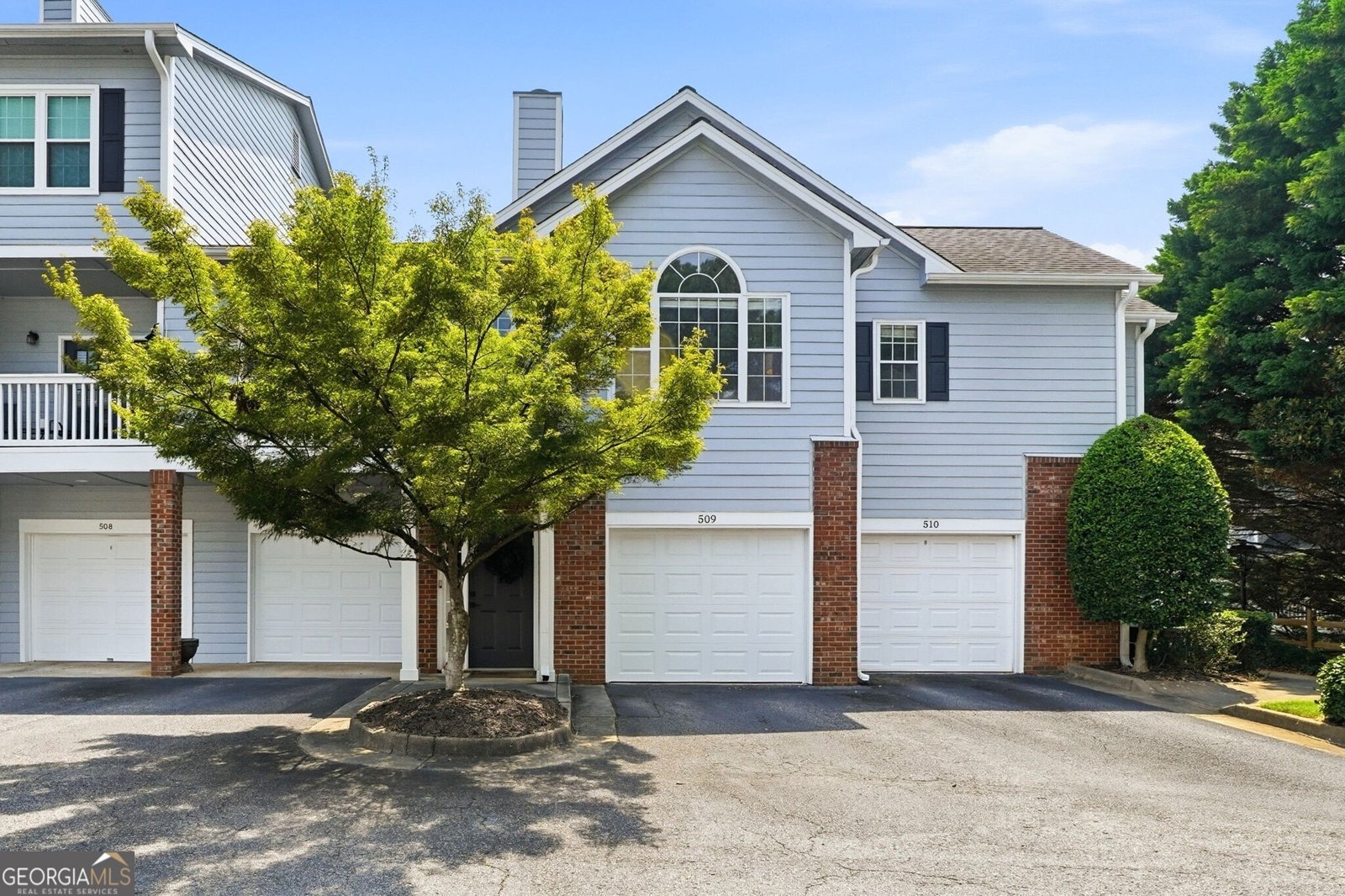 509 Vinings Forest Court Smyrna - main photo