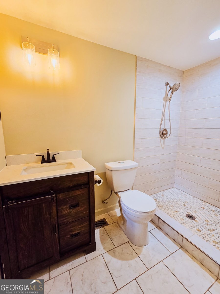 111 Loggins Road Commerce - Photo 11