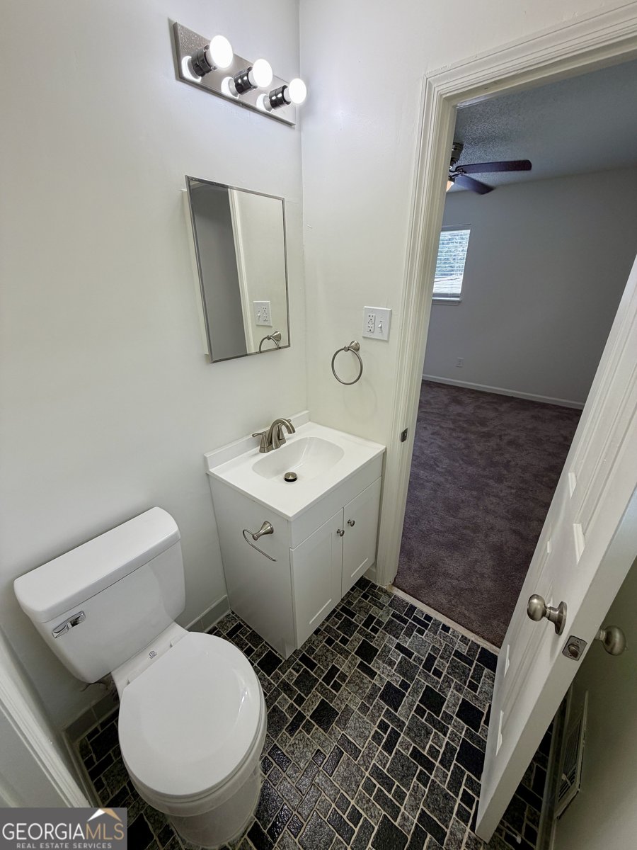 1535 Lake Jodeco Road Jonesboro - Photo 11