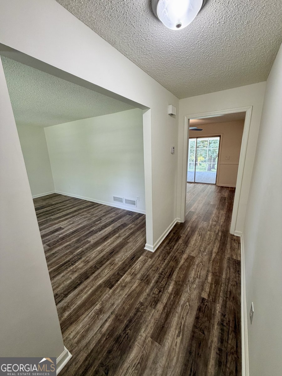 1535 Lake Jodeco Road Jonesboro - Photo 9
