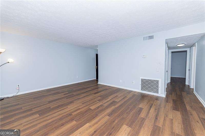 2398 Lawrenceville Highway Decatur - Photo 14