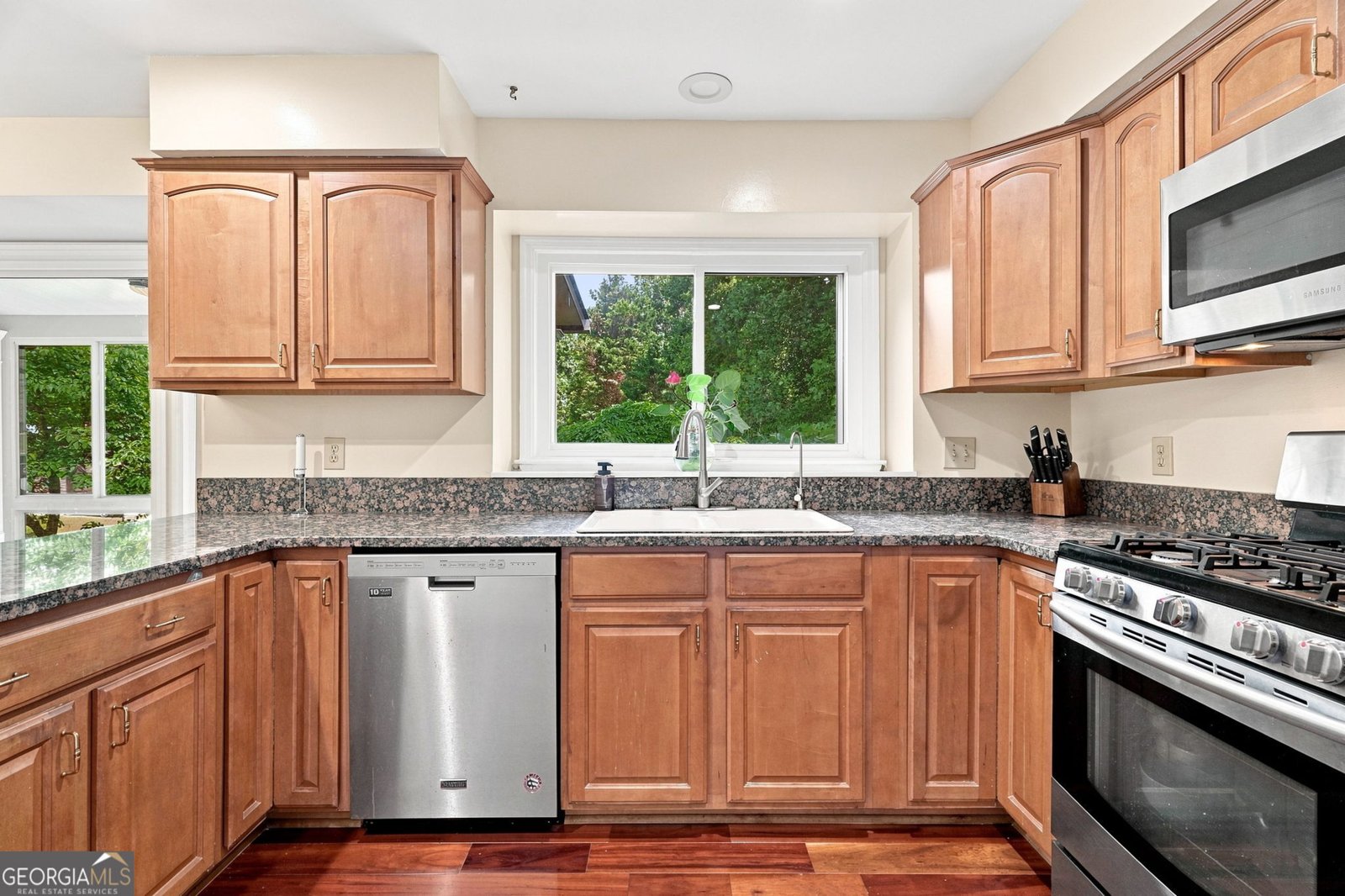 2195 Whitehall Drive Marietta - Photo 18