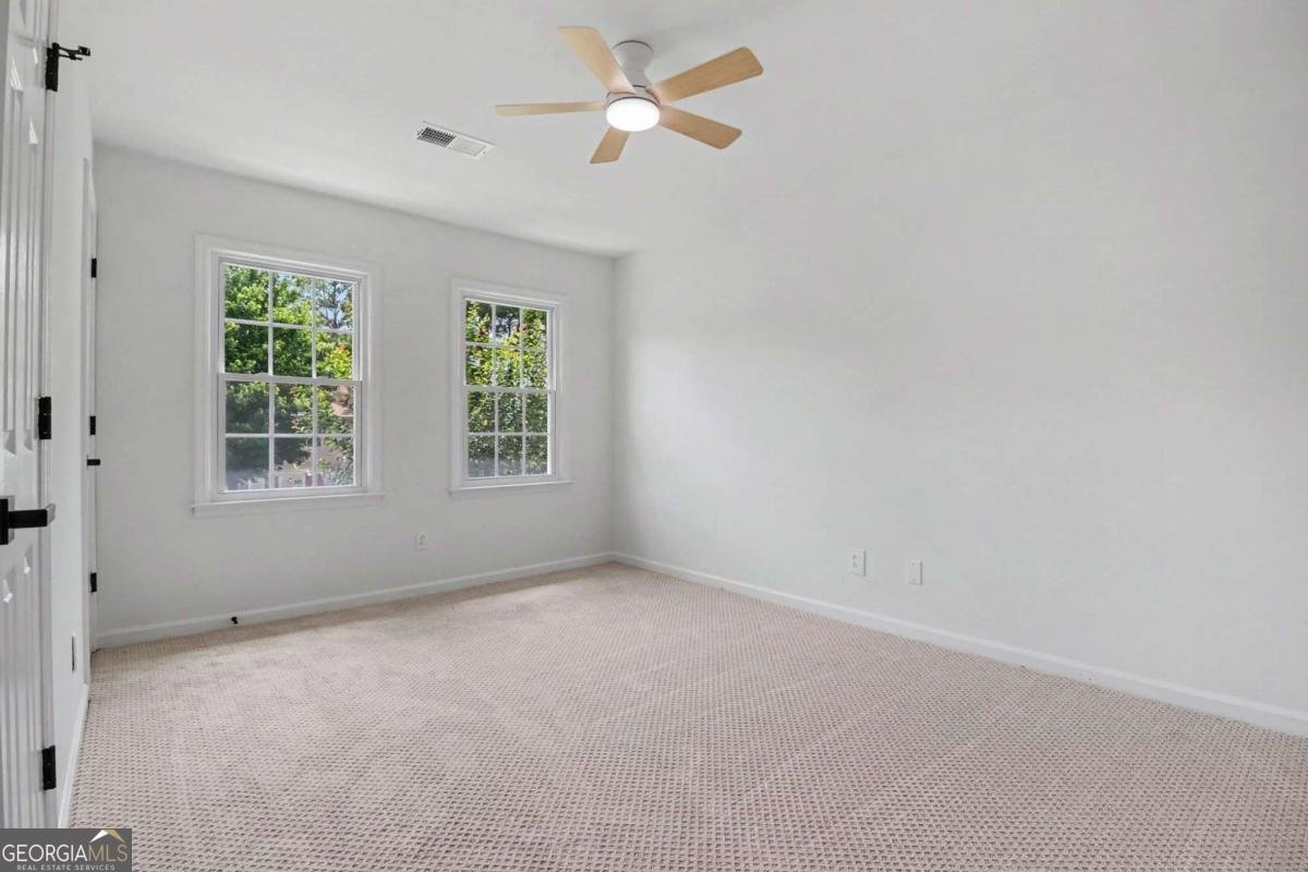 201 Holcomb Ferry Road Roswell - Photo 8
