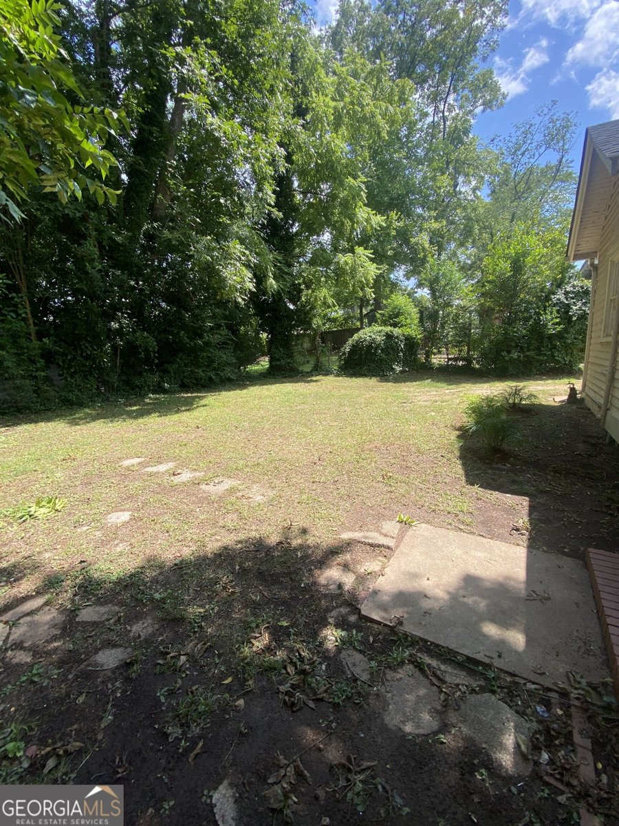 522 8th Street Griffin - Photo 19