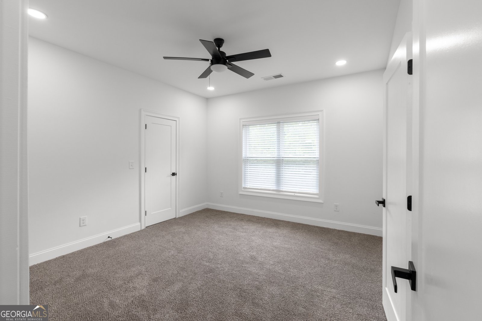 381 Vicki Lane Stockbridge - Photo 39