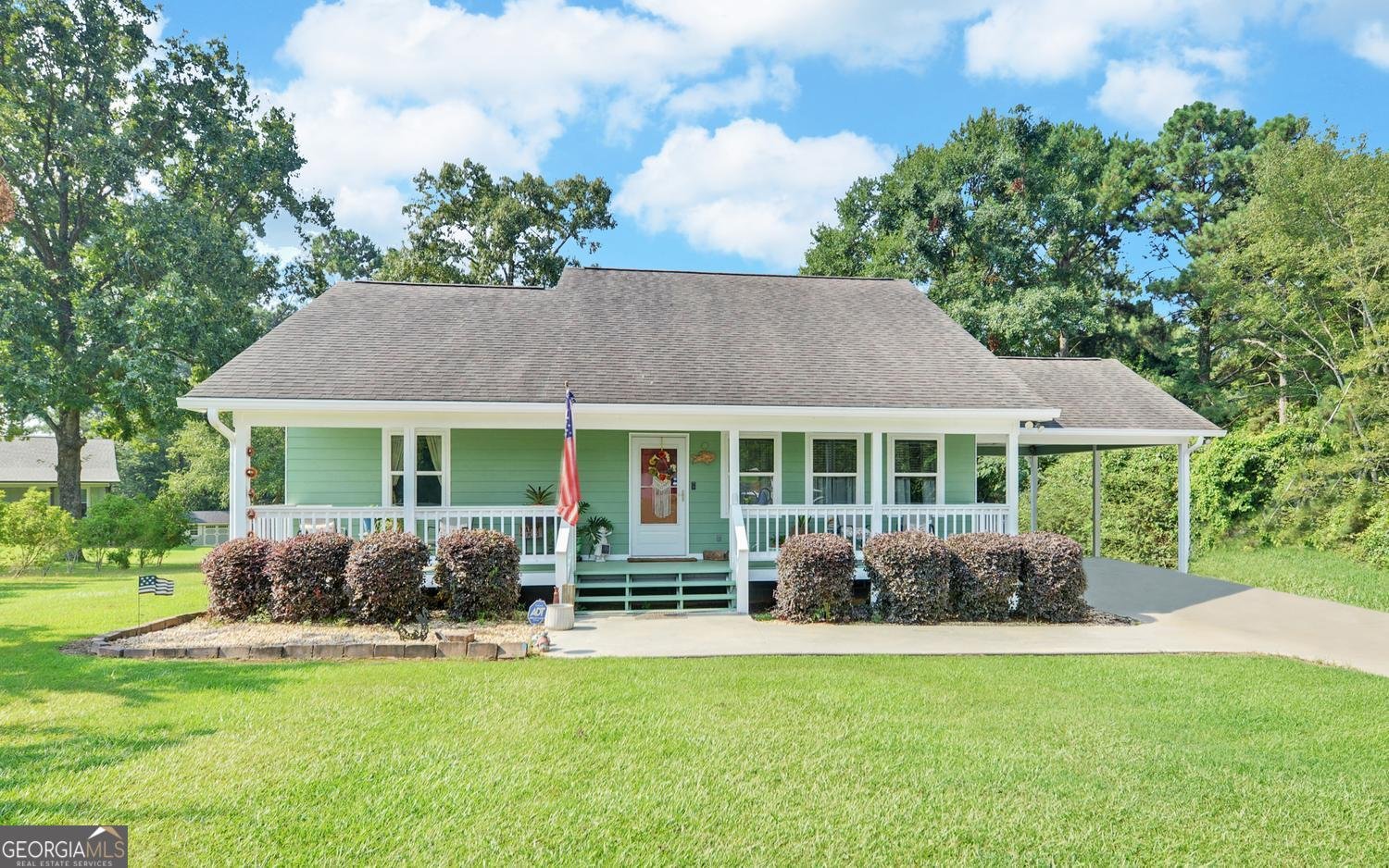 148 Brown Circle Hartwell - main photo