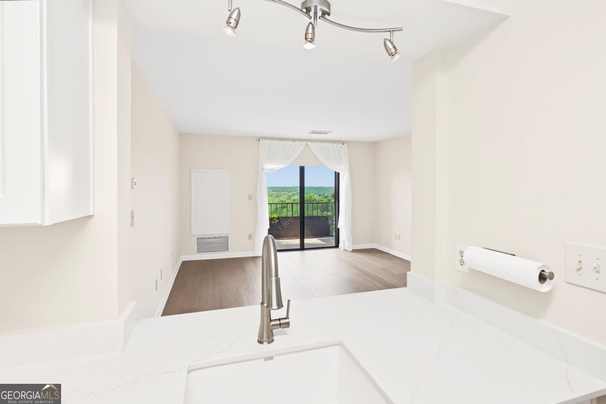 300 Johnson Ferry Road Sandy Springs - Photo 11