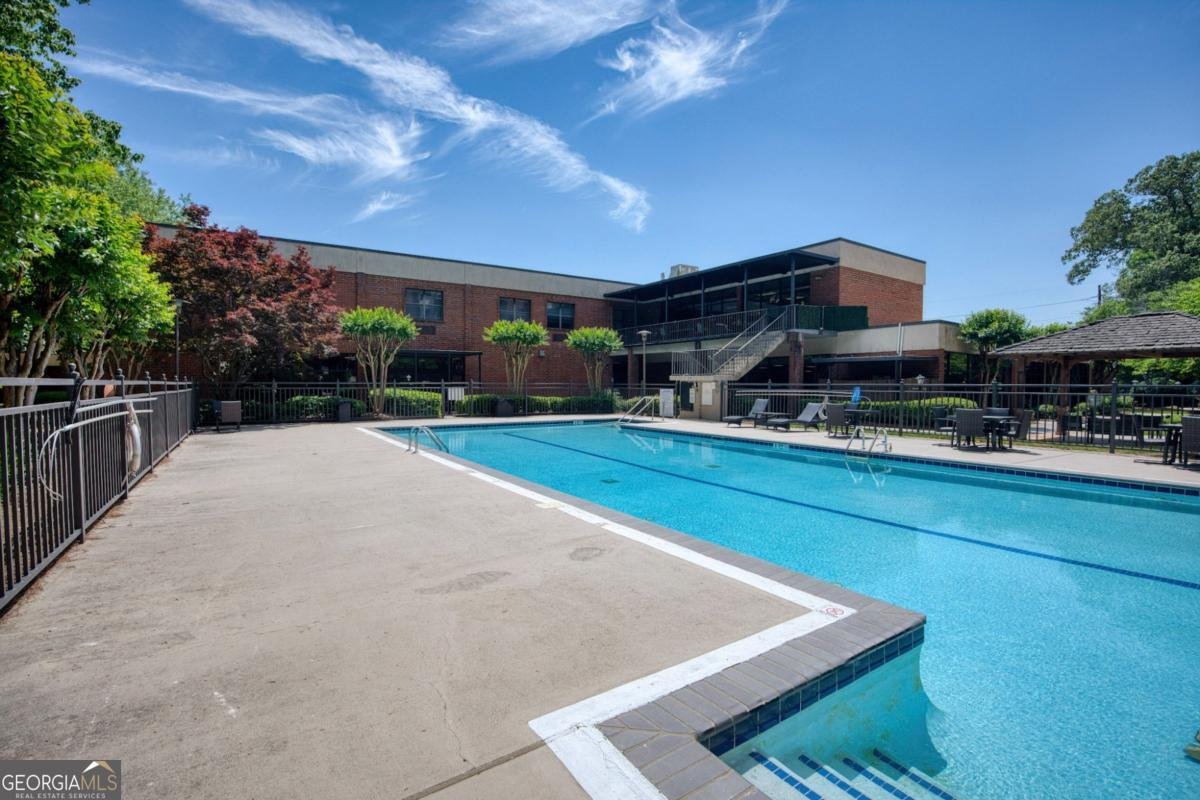 300 Johnson Ferry Road Sandy Springs - Photo 33