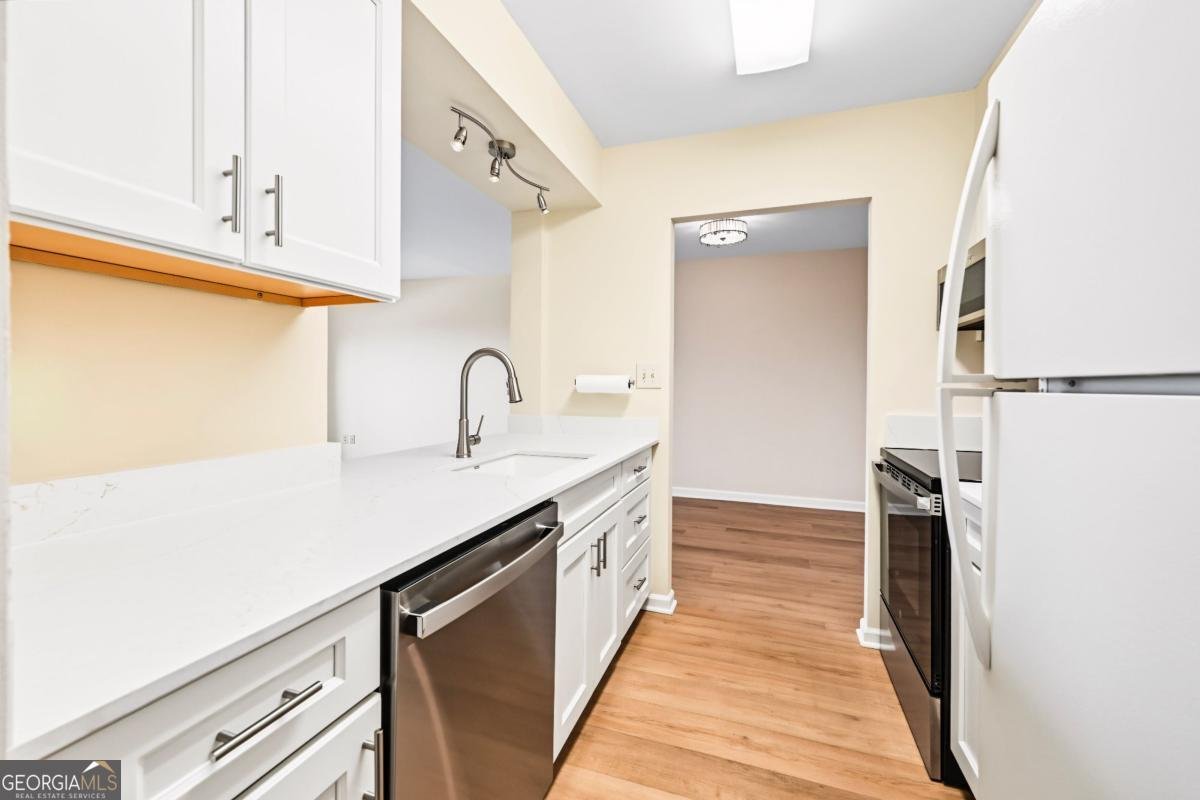 300 Johnson Ferry Road Sandy Springs - Photo 6