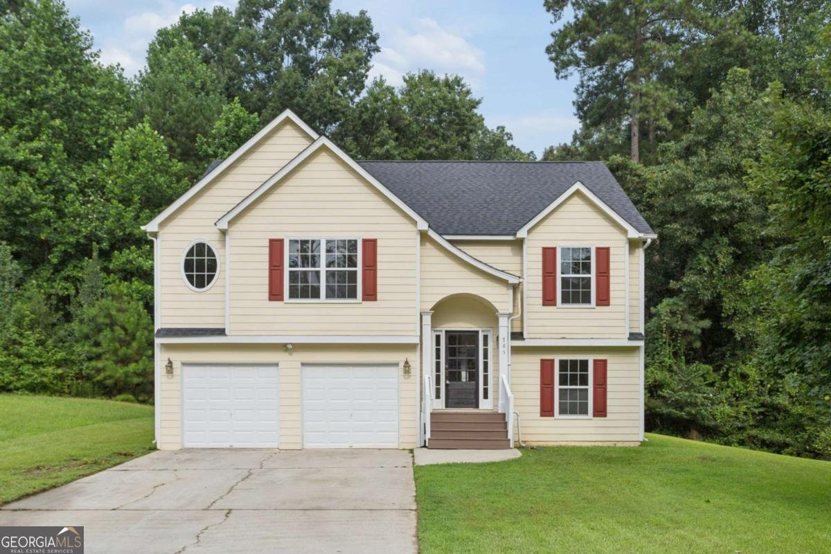 785 Pinewood Drive Marietta - main photo