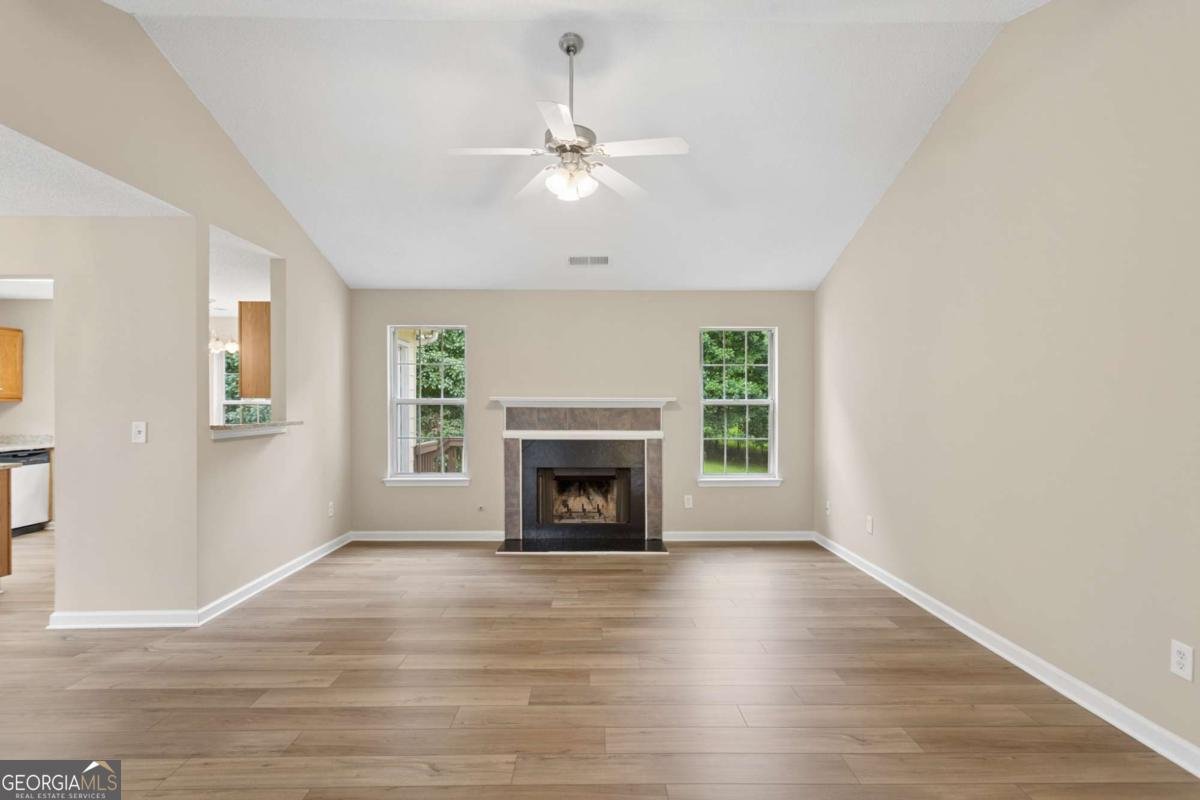785 Pinewood Drive Marietta - Photo 8