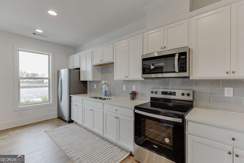238 Oakdale Road Jefferson - Photo 10