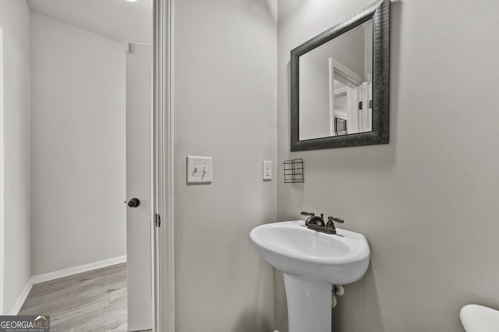 244 Cross Street Lawrenceville - Photo 6