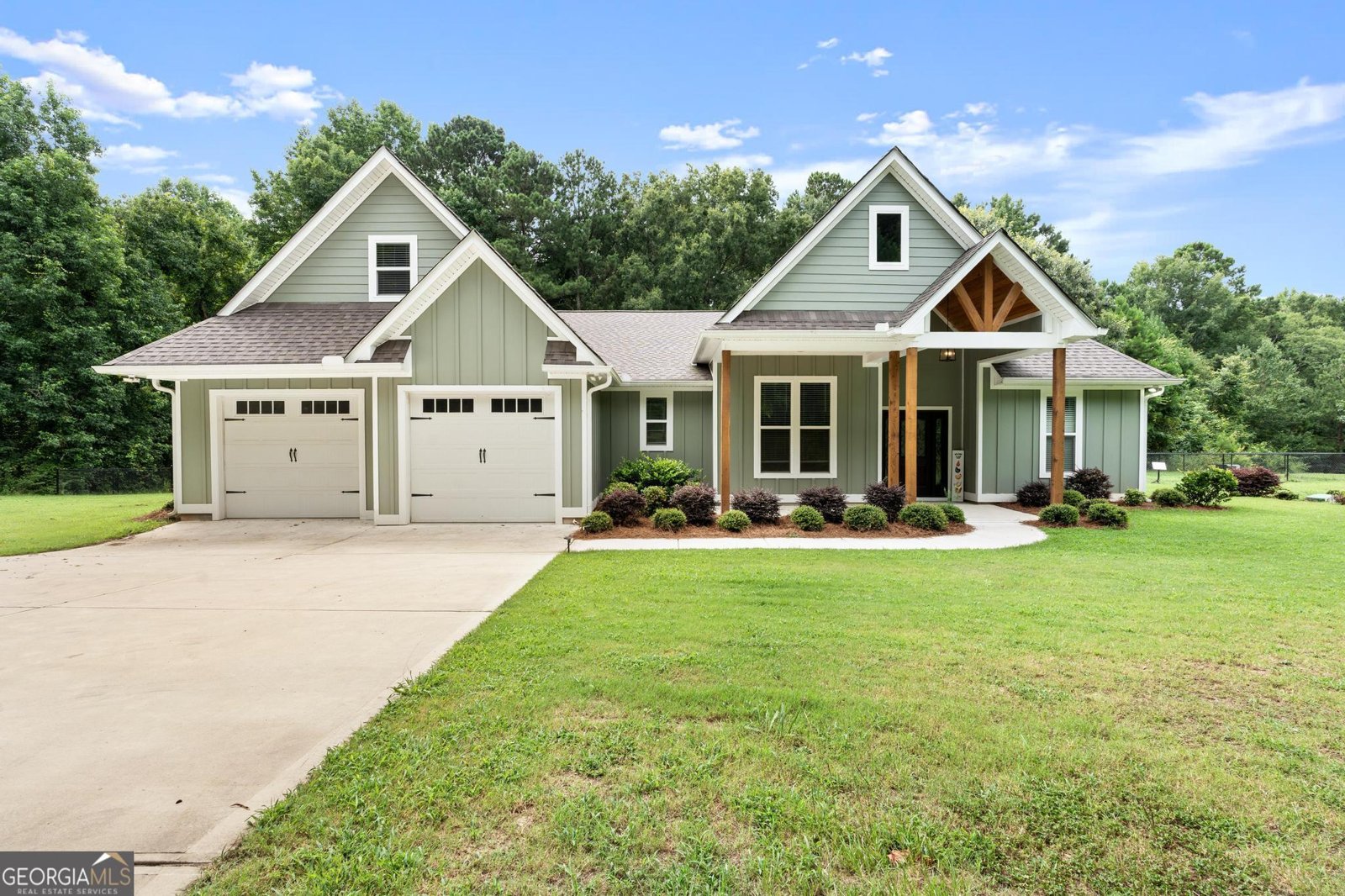 1355 Rose Hill Road Meansville - main photo