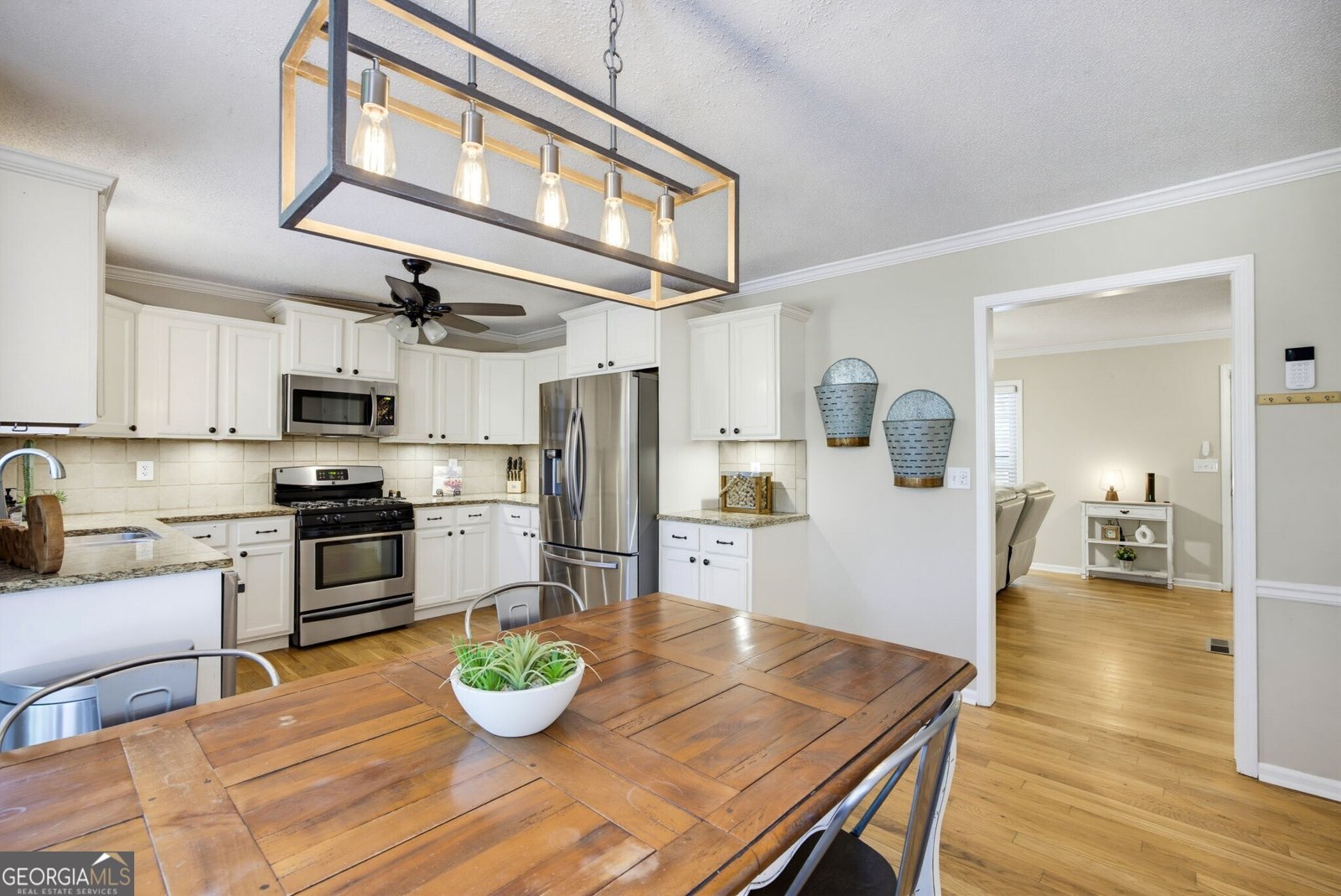 5876 Trellis Court Powder Springs - Photo 10