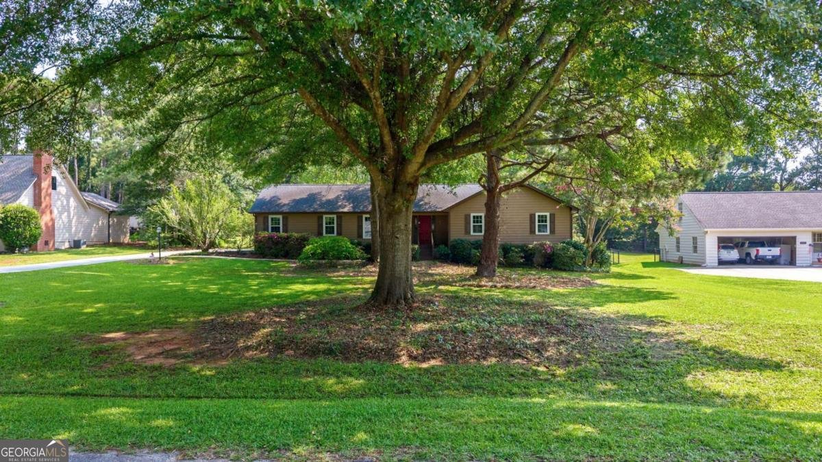 1161 Windsor Drive Watkinsville - main photo