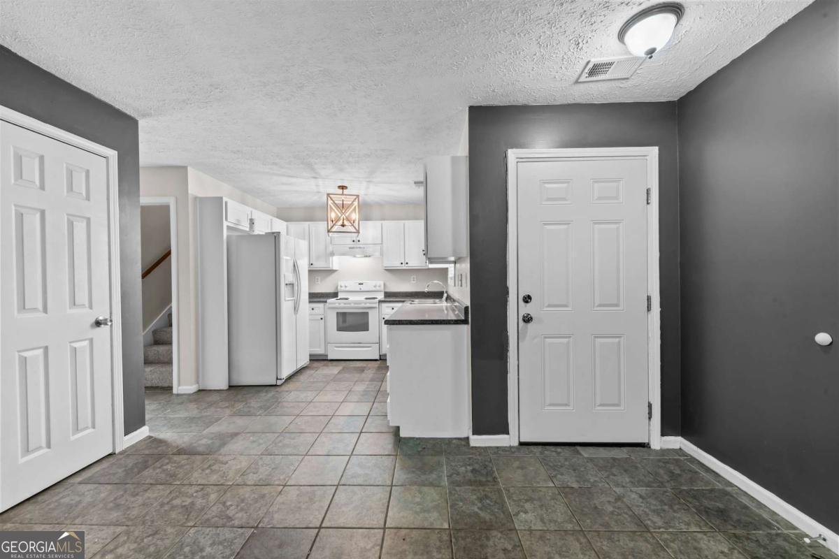 185 Jimmy Reynolds Drive Jefferson - Photo 9