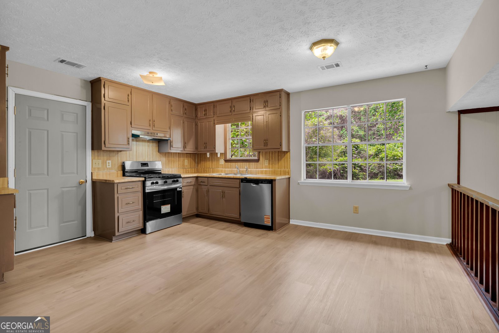 46 Stanebrook Court Jonesboro - Photo 6