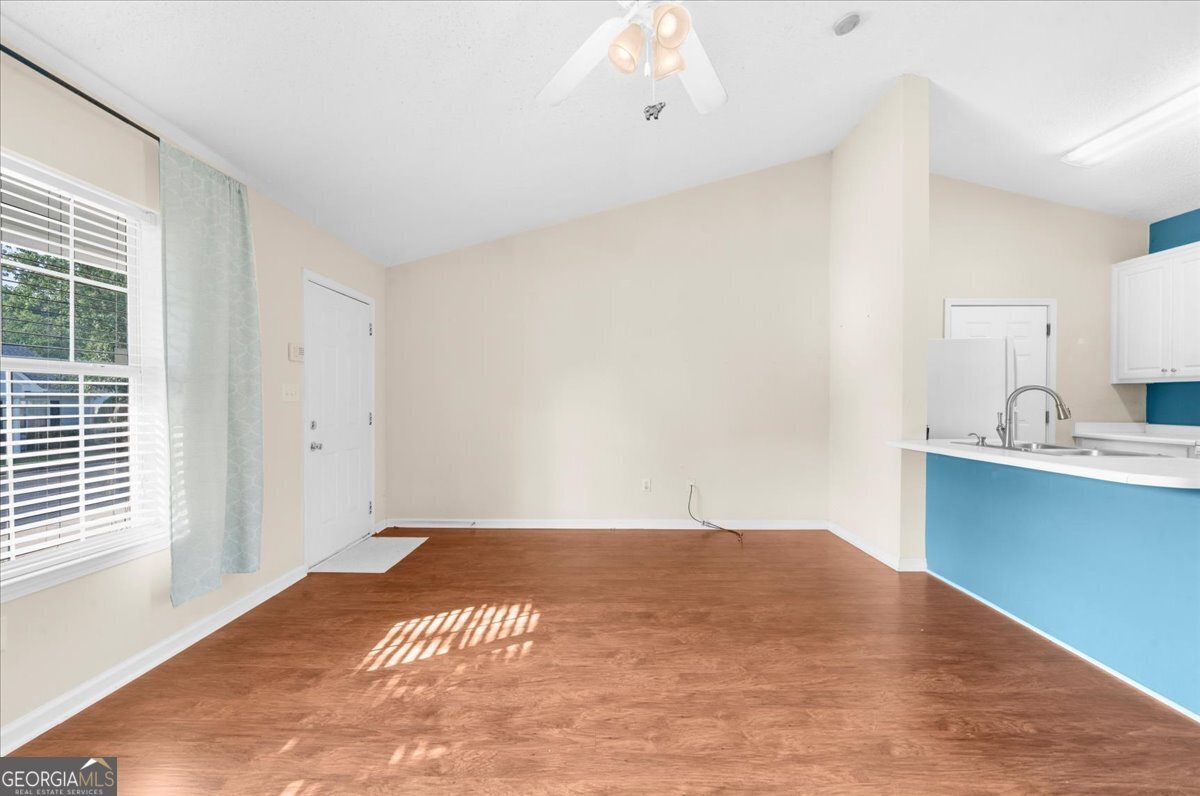 3033 Bentley Park Circle Gainesville - Photo 6