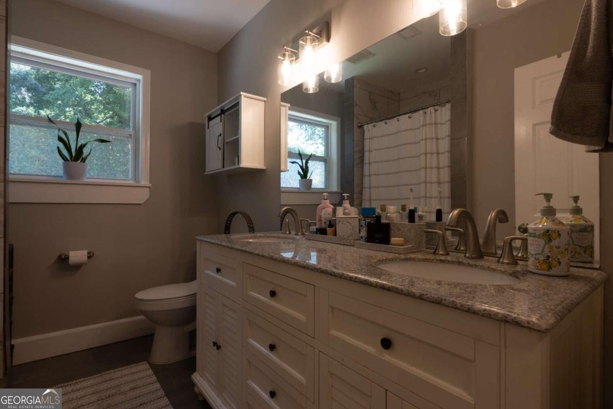 933 Byron Drive Atlanta - Photo 10