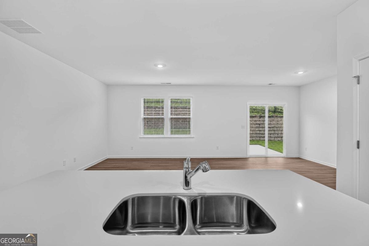 11 Gulfstream Drive Lagrange - Photo 8