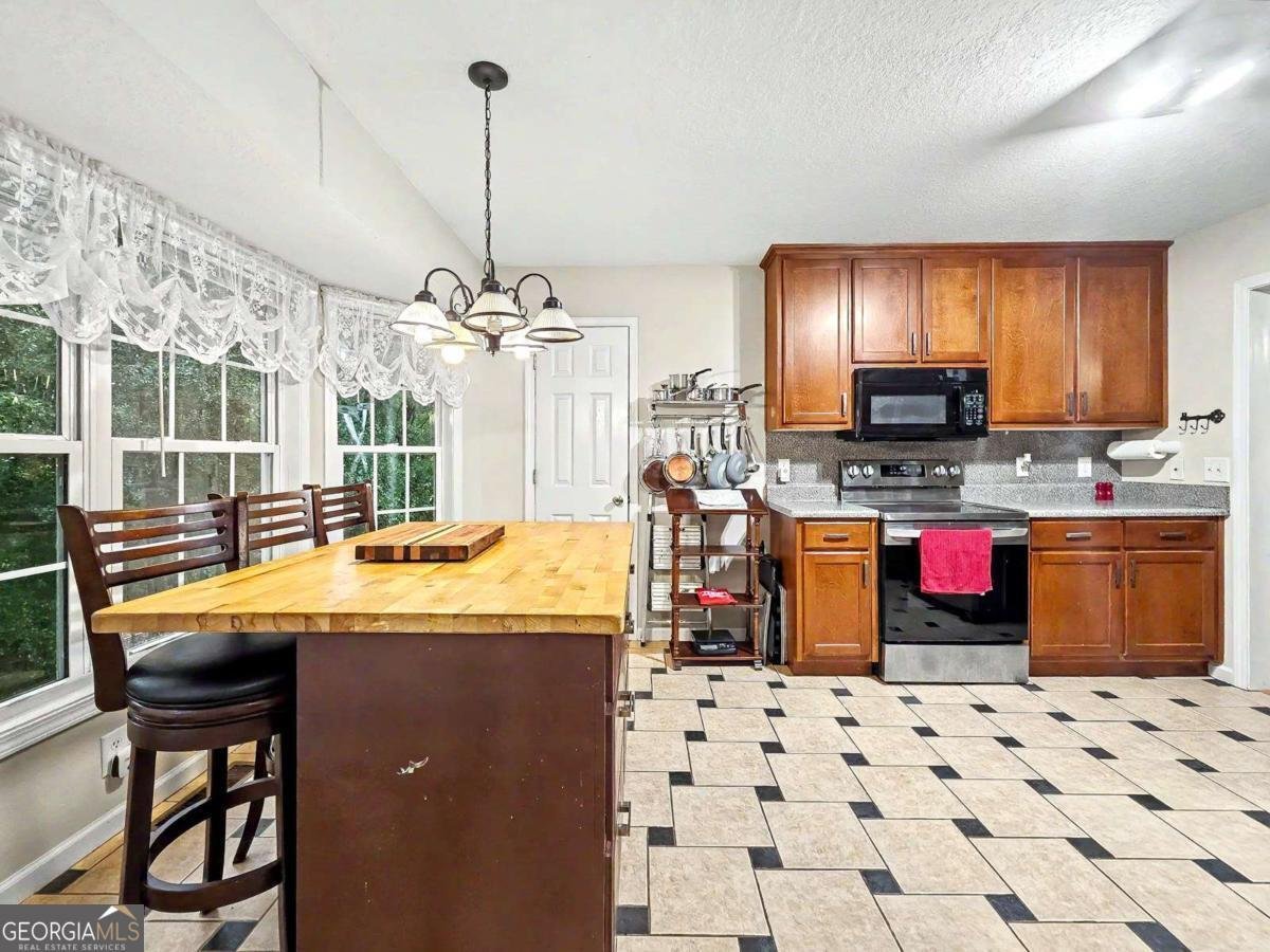 7815 Dogwood Trail Murrayville - Photo 10