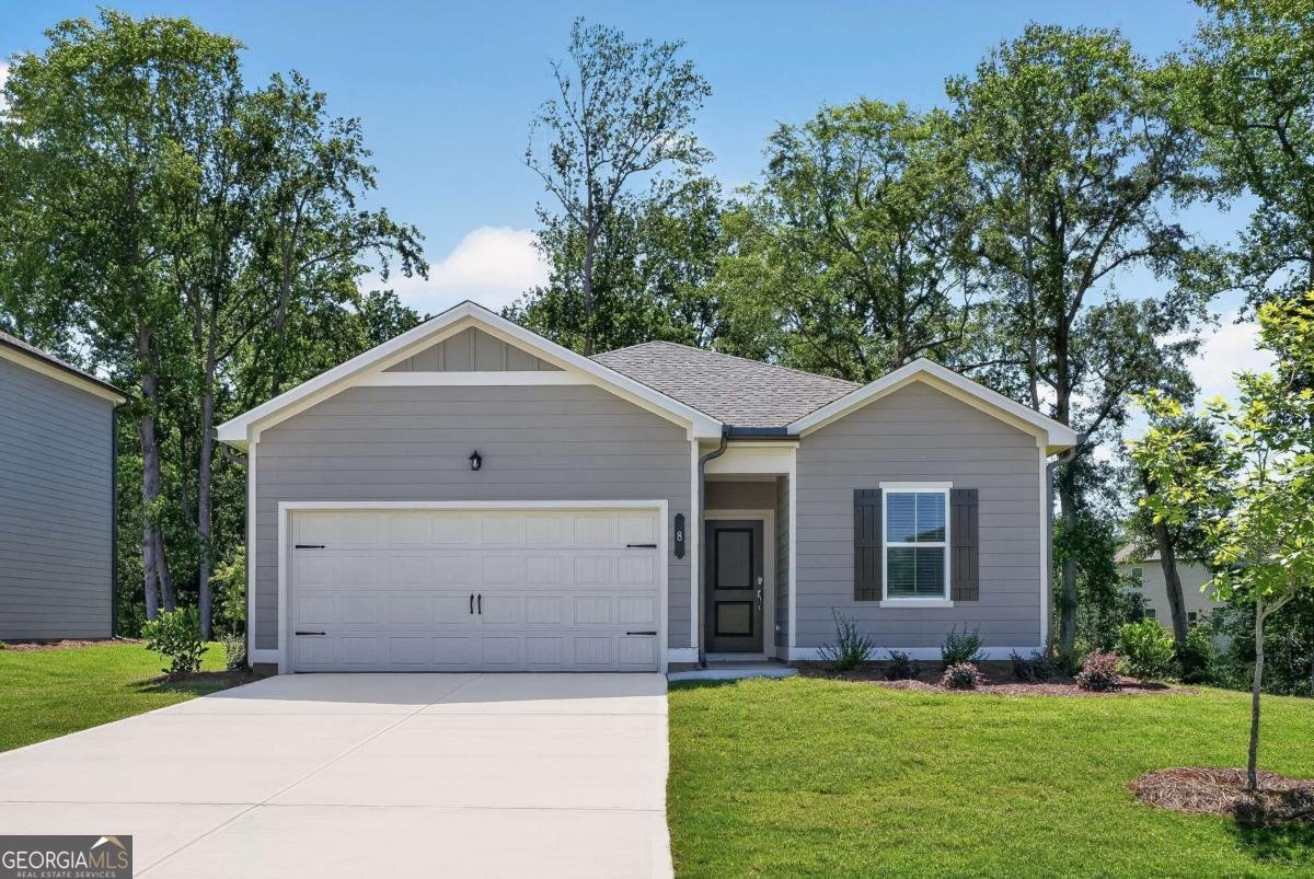8 Gulfstream Drive Lagrange - main photo