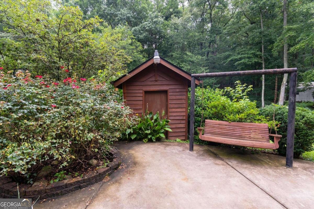 4315 Coursey Lake Road Douglasville - Photo 7