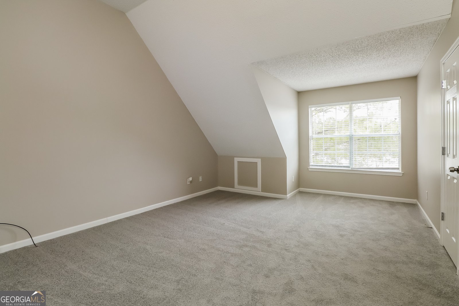 245 Windscape Drive Covington - Photo 11
