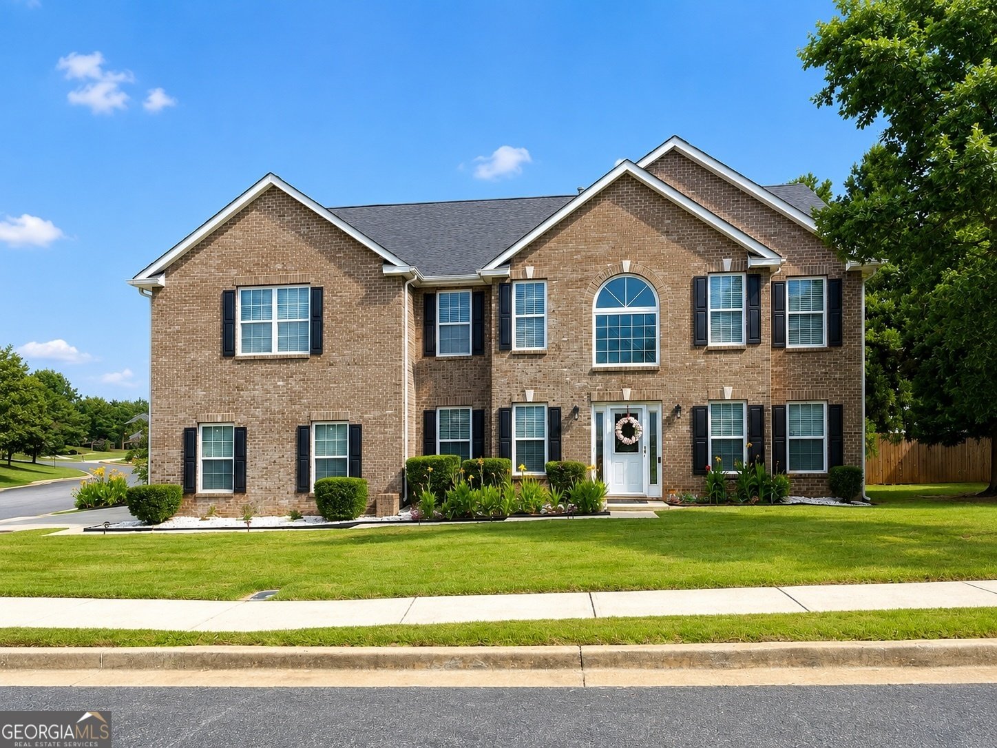 590 Buckingham Terrace Fairburn - main photo