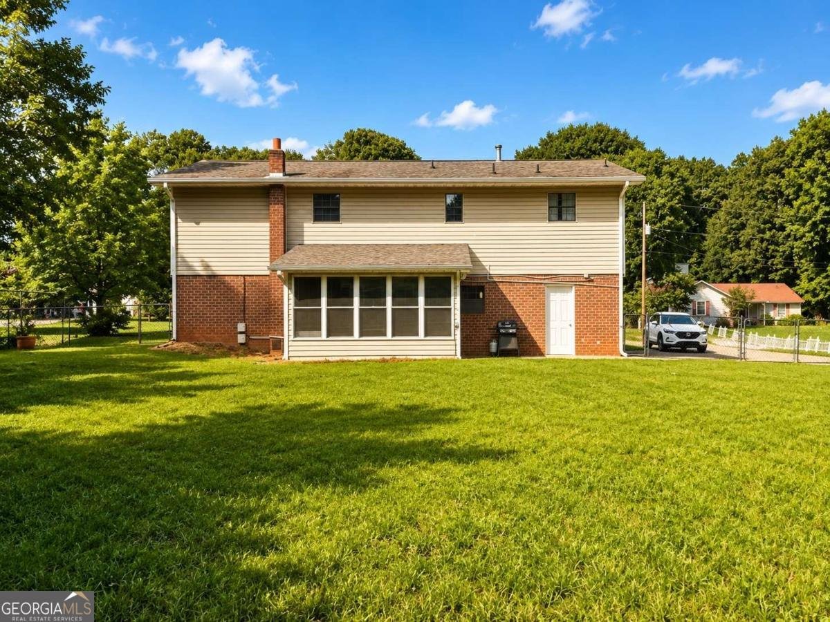 209 Ridge Run Stockbridge - Photo 18