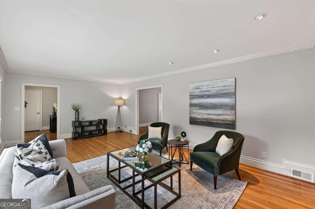 1040 Lindridge Drive Atlanta - Photo 11