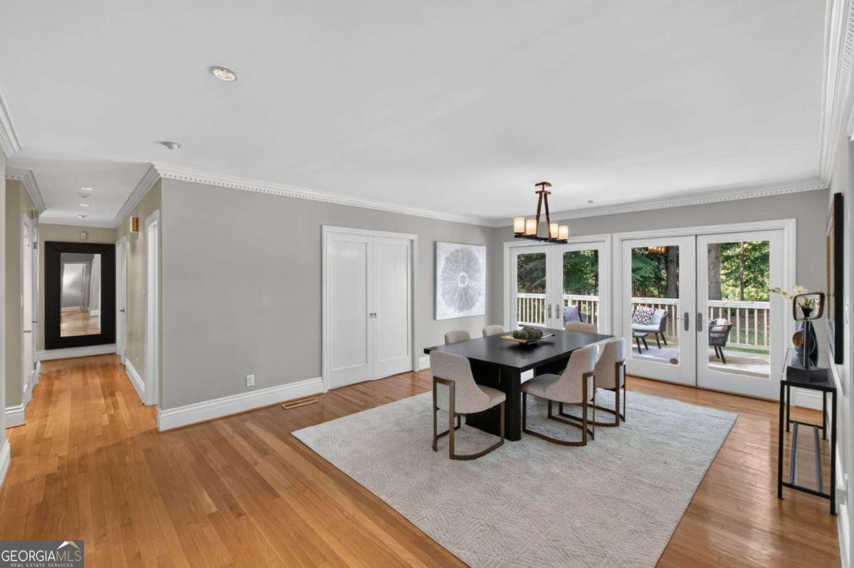 1040 Lindridge Drive Atlanta - Photo 14