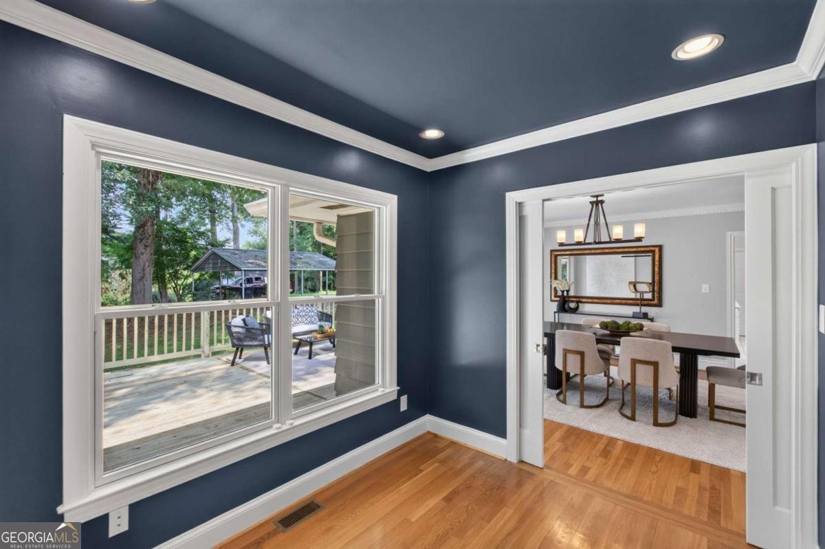 1040 Lindridge Drive Atlanta - Photo 18