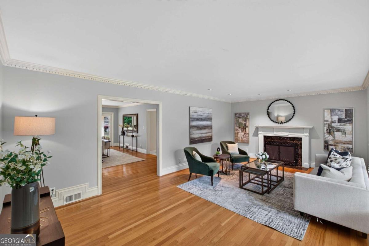 1040 Lindridge Drive Atlanta - Photo 7