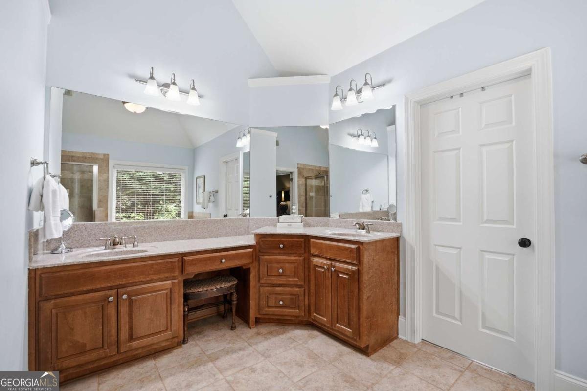 8525 Swiss Air Point Gainesville - Photo 35